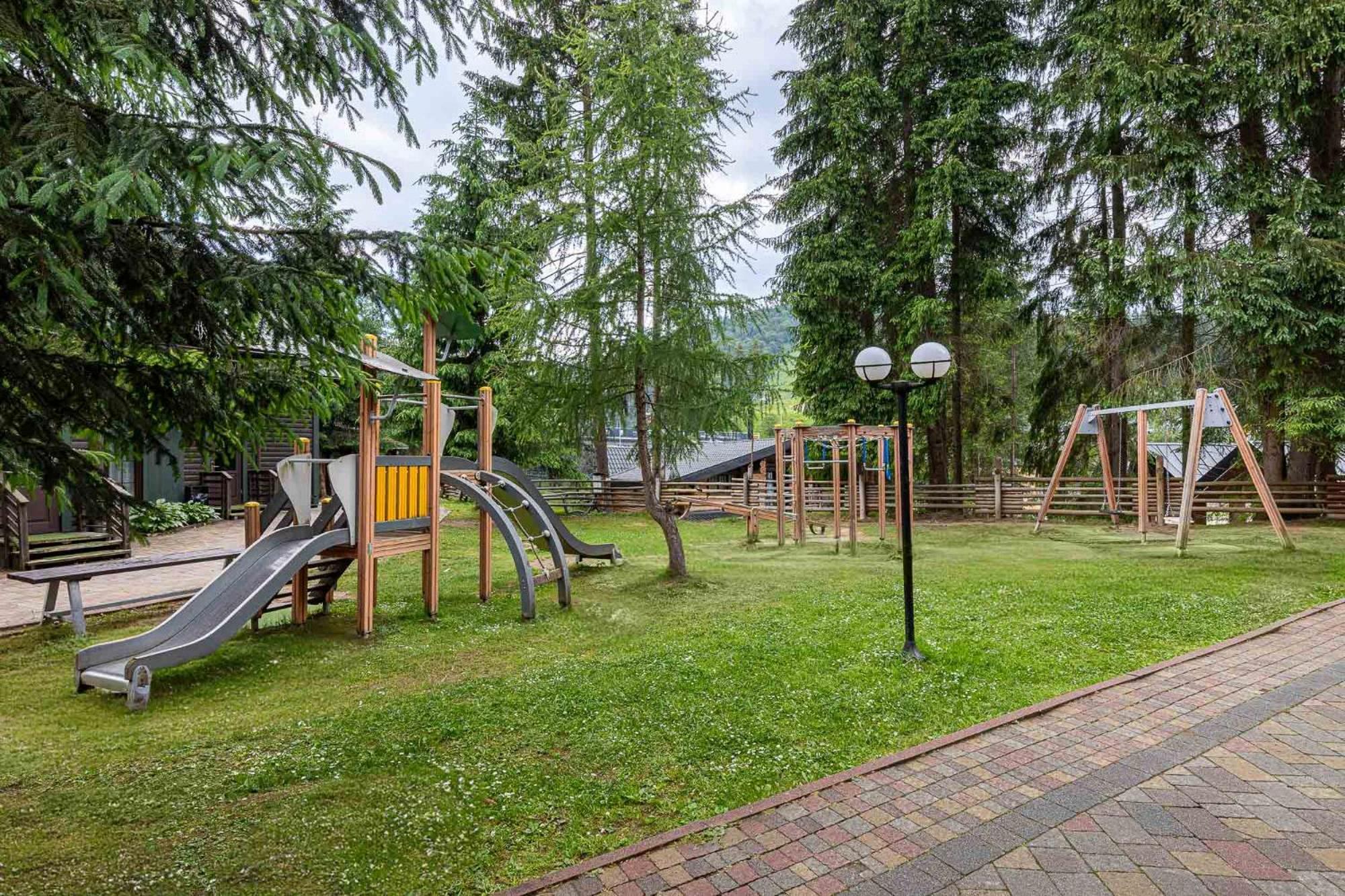 Bukovel Apart Exteriör bild
